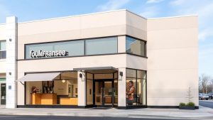 Fațadă modulară modernă, adaptabilă la diverse orașe.